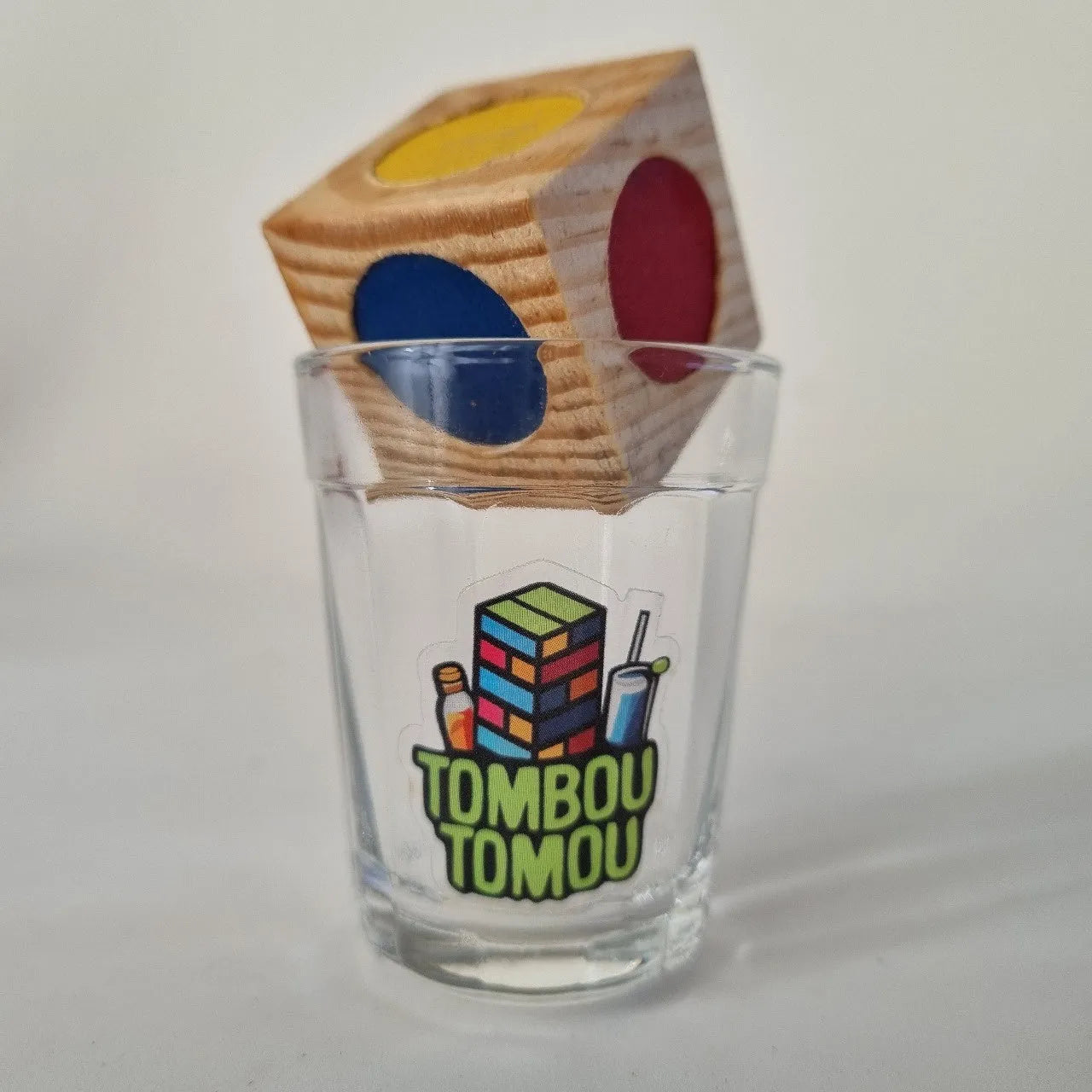 Tombou Tomou - Jogo de Drinks leve compre