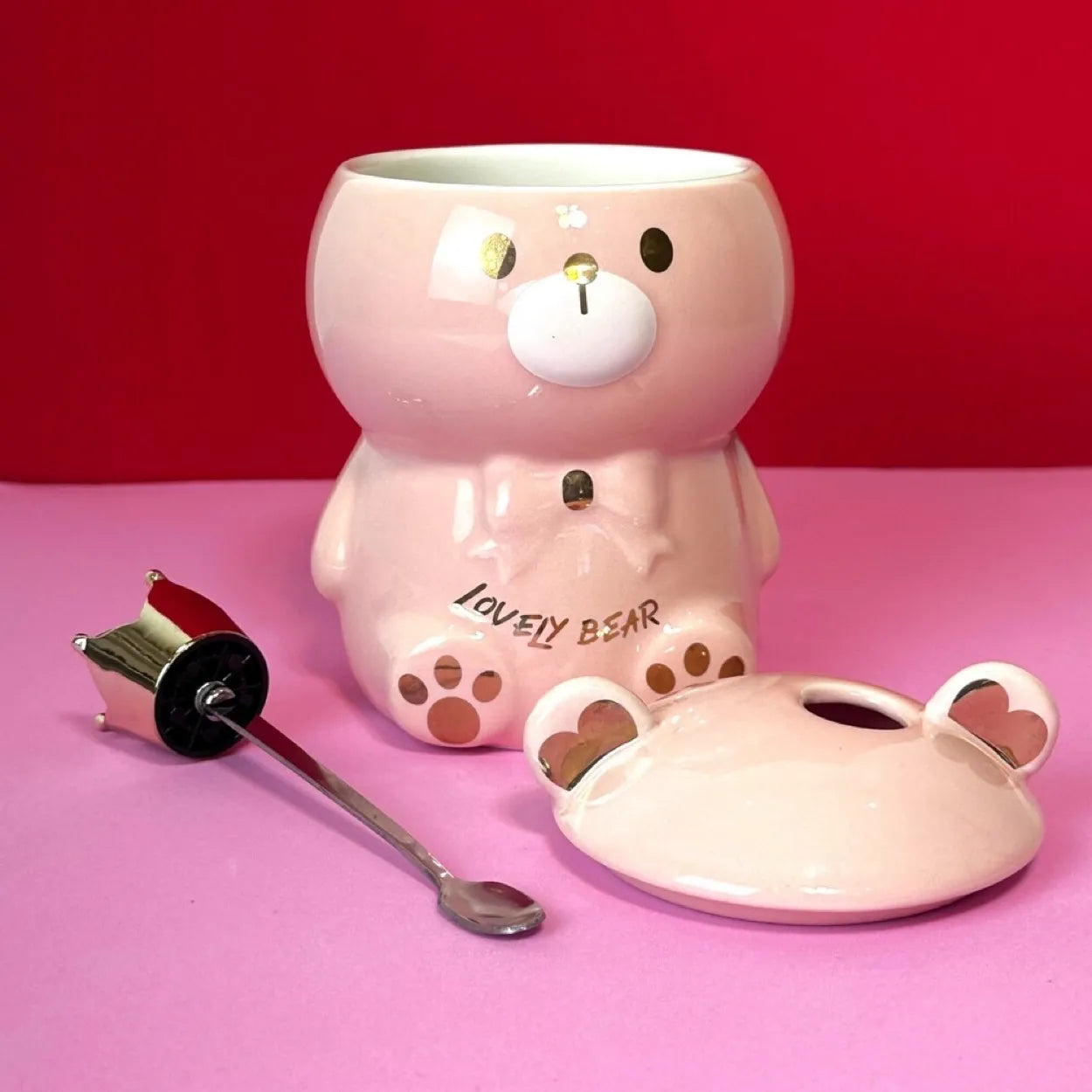 Caneca Porcelana 3D com Tampa e Colher Ursinho Rosa