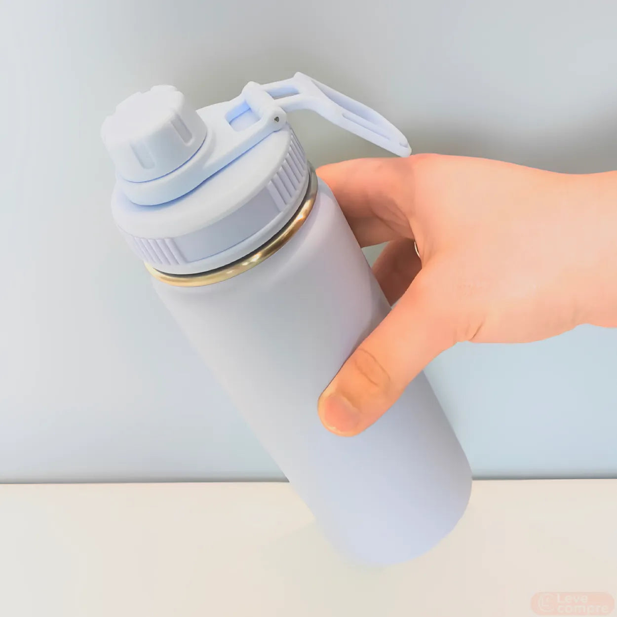 Garrafa com Alça e Bico 780ml em Aço Inox Azul Ciano