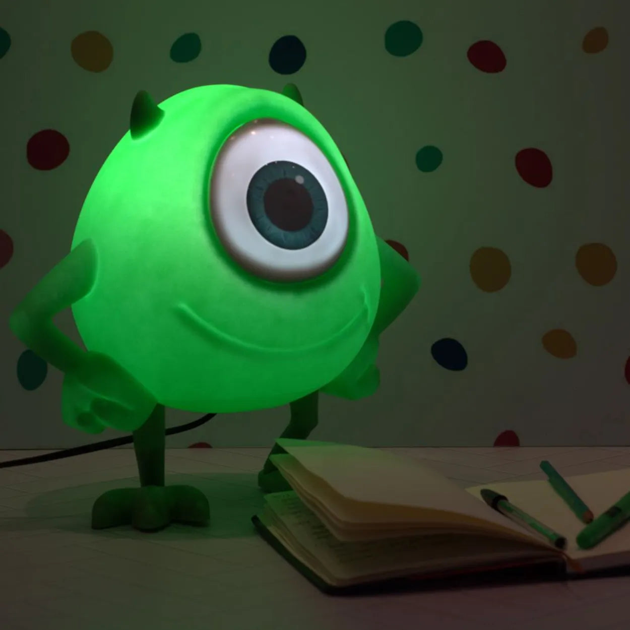 luminaria-mike-monstros-sa-leve-compre